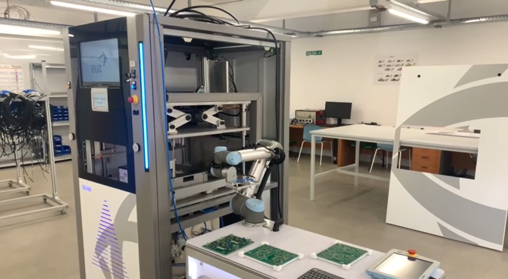 Cobot diseñado por EIIT - A Controlar Company